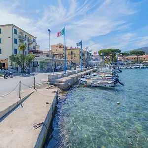 https://la-fontana-sul-lungomare-di-campo.it-tuscanyhotel.com